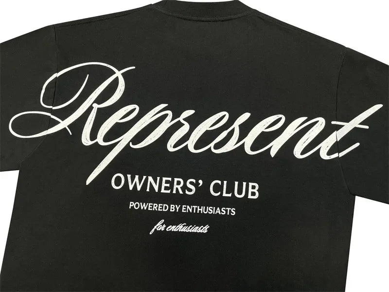 "OWNERS CLUB" GRAPHIC T-SHIRT