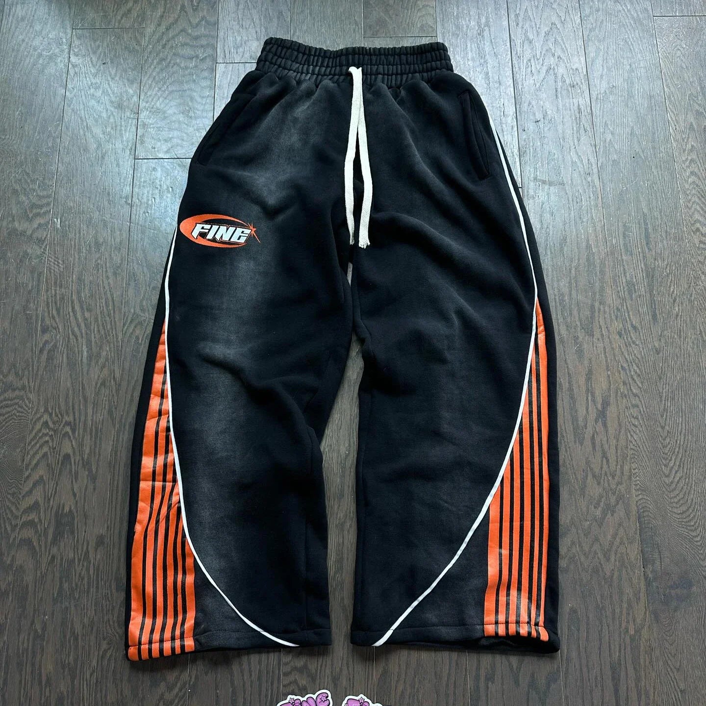 "FINE" STRAIGHT SWEATPANTS