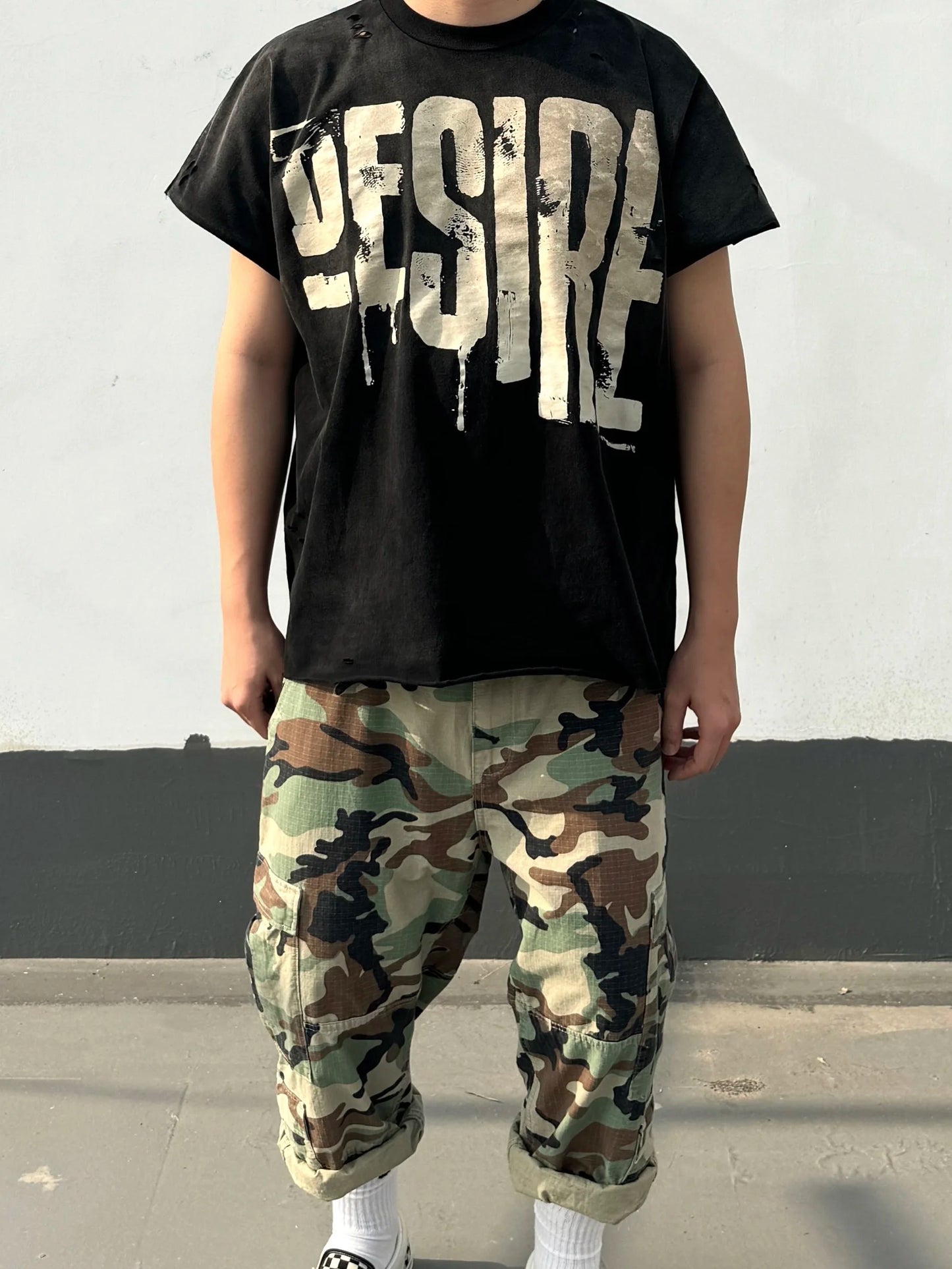 "DESIRE" GRAPHIC T-SHIRT